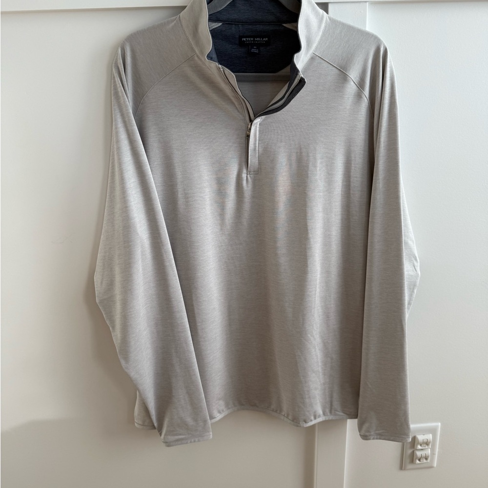 Peter Millar Light Gray Performance Quarter-Zip – Men’s – Excellent Condition